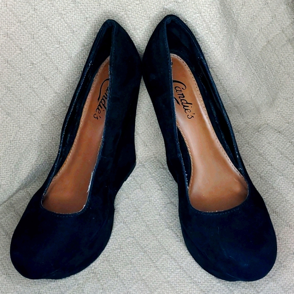 Kohl's Black Suede Wedge Heels